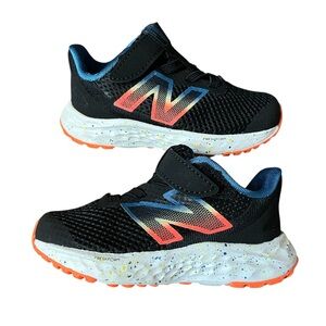 New Balance Fresh Foam Arishi V4 Sneaker Black Blue Baby Toddler Boy Size 5 New